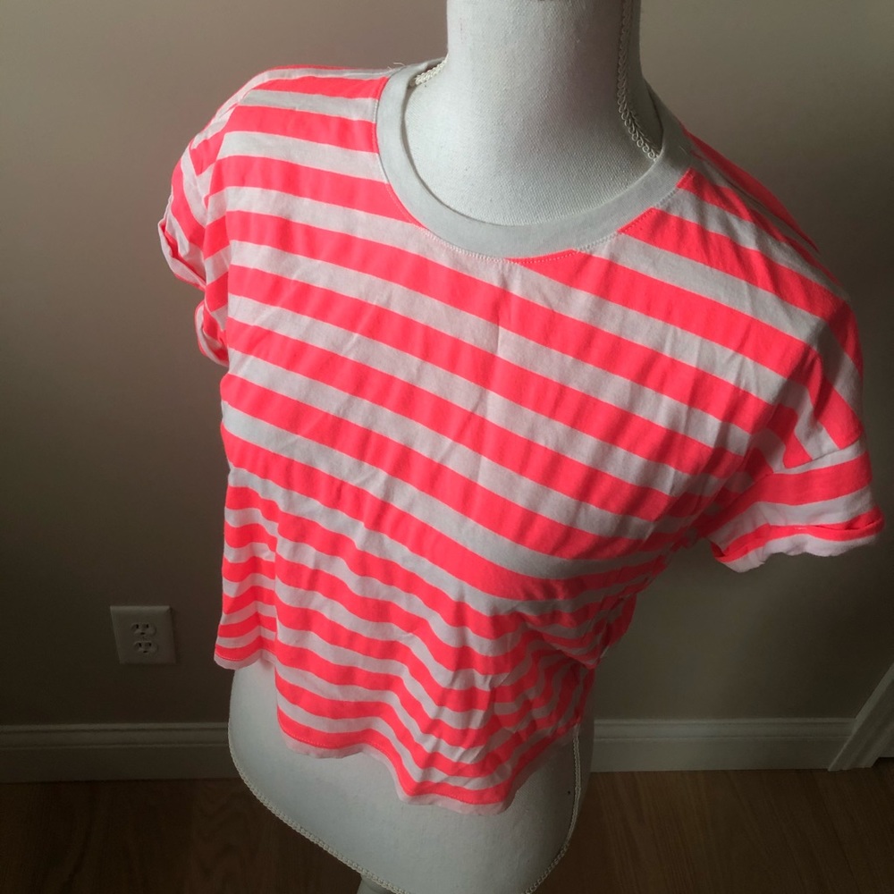H&M Cropped Tee - Picture 2 of 6